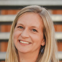 Joanna Lindstrom