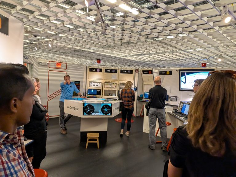 PXL_20250912_190538196